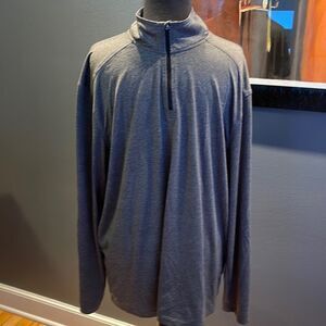 Starter heather gray stretch 1/4 zip top. Large (42-44).